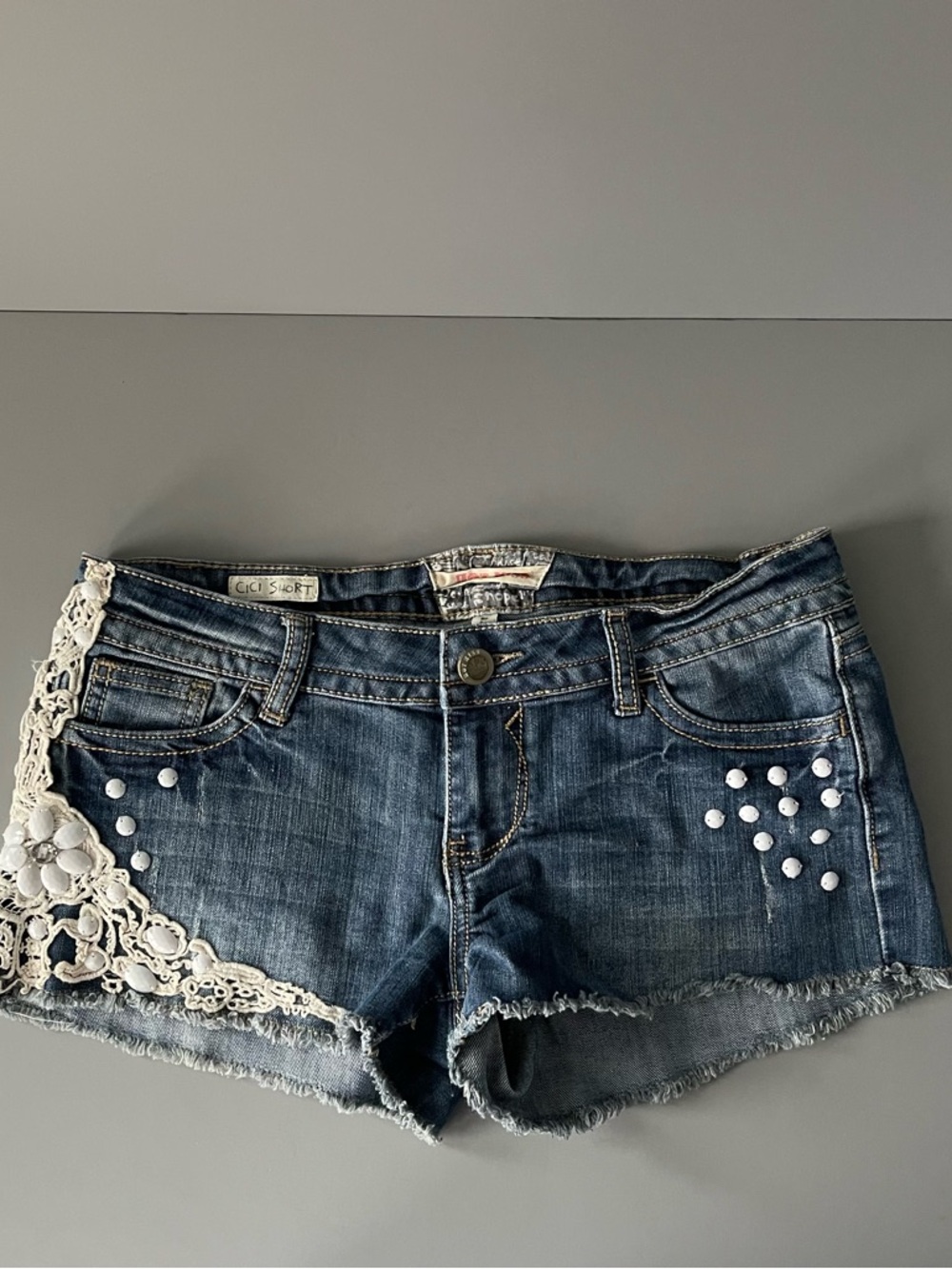 Hot Kiss Cici Vintage Denim Cutoff Shorts 5 Jeweled Lace Festival Boho Deadstock